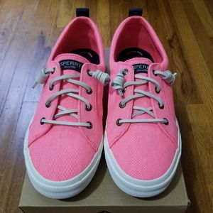 Sperry Sneakers